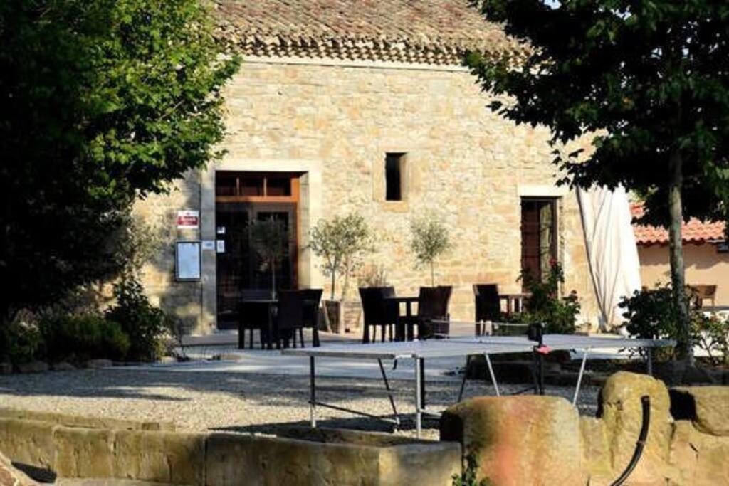 Le Soleil D Eugenie Appartement Dans Residence Avec Piscine Commune Pres De Carcassonne Olonzac Exterior photo