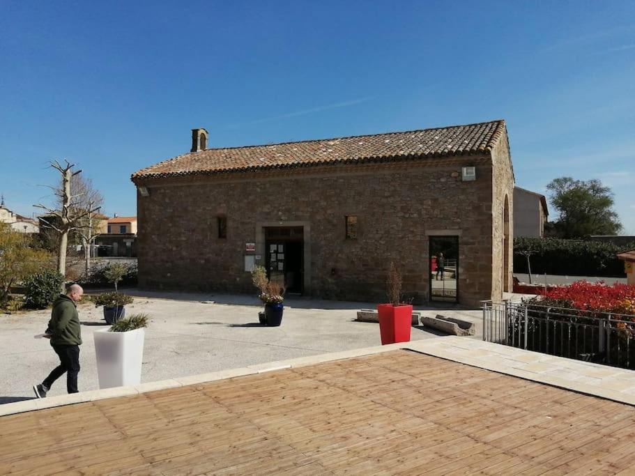 Le Soleil D Eugenie Appartement Dans Residence Avec Piscine Commune Pres De Carcassonne Olonzac Exterior photo